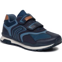 Sneakersy GEOX - J Pavel G. A J9415A 0AFFU C4002 S Navy. Niebieskie trampki chłopięce Geox, bez wzorów, ze skóry ekologicznej, na rzepy. Za 259,00 zł.