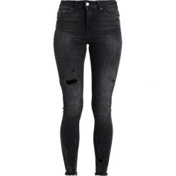 Pieces PCFIVE DELLYDELUX Jeans Skinny Fit black. Czarne jeansy damskie Pieces. W wyprzedaży za 159,20 zł.