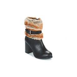 Botki LPB Shoes JESSY. Czarne botki damskie marki LPB Shoes, bez obcasa, bez zapięcia. Za 247,20 zł.