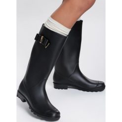 Czarne Kalosze Raining Men. Czarne kalosze damskie Renee, bez wzorów, z kauczuku, przed kolano. Za 59,99 zł.
