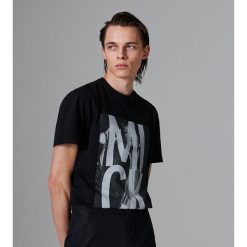 T-shirt Mick Jagger - Czarny. Czarne t-shirty męskie Reserved, s. Za 59,99 zł.