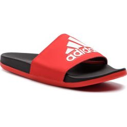 Klapki adidas - adilette Comfort F34722 Actred/Ftwwht/Cblack. Czerwone klapki męskie Adidas, bez wzorów, ze skóry ekologicznej. Za 149,00 zł.