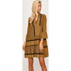 Haily's - Sukienka. Sukienki damskie Haily's, na co dzień, s, bez wzorów, z elastanu, casualowe, bez kołnierzyka, bez rękawów, mini, rozkloszowane. Za 119,90 zł.