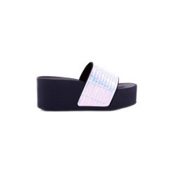 Sandały Tommy Hilfiger FW04059. Niebieskie sandały damskie TOMMY HILFIGER, bez wzorów, bez obcasa, bez zapięcia. Za 273,10 zł.