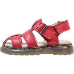 Sandały chłopięce: Dr. Martens Sandały red