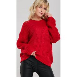 Czerwony Sweter Bernia. Czerwone swetry damskie Renee, uniwersalny, casualowe. Za 129,99 zł.