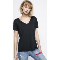 Levi's - Top. Czarne bez kategorii marki Levi's®, s, z poliesteru. W wyprzedaży za 49,90 zł.