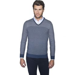 Sweter belton w serek niebieski. Niebieskie swetry męskie Recman, m, bez wzorów, z dekoltem w serek, bez kaptura. Za 169,00 zł.