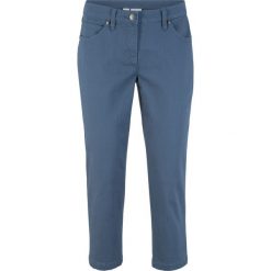 Spodnie 3/4 z twillu ze stretchem w strukturalny wzór bonprix indygo. Niebieskie spodnie damskie bonprix. Za 74,99 zł.