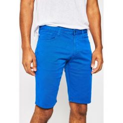 Szorty jeansowe Emporio Armani 3H1PA6 1N4ZZ 0953. Niebieskie spodenki i szorty męskie Emporio Armani, m, bez wzorów, z jeansu. W wyprzedaży za 349,00 zł.