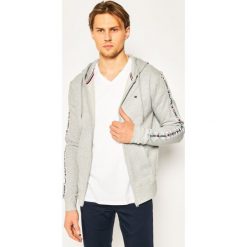 Bluza TOMMY HILFIGER Logo UM0UM00708. Szare bluzy męskie TOMMY HILFIGER, m, bez wzorów, z bawełny, bez kołnierzyka, bez rękawów, bez kaptura. Za 359,00 zł.
