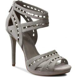 Sandały MICHAEL MICHAEL KORS - Honey 40R7HNHA1S Pearl Grey. Szare klapki damskie MICHAEL Michael Kors, z aplikacjami, ze skóry, bez obcasa, na obcasie. W wyprzedaży za 389,00 zł.