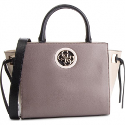 Torebka GUESS - HWVG71 86060 TAUPE MULTI. Szare torebki klasyczne damskie Guess, z aplikacjami, ze skóry ekologicznej. Za 649,00 zł.
