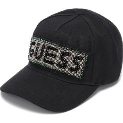 Guess Avril Czapka z daszkiem Czarny. Czarne czapki damskie Guess, z aplikacjami, z poliesteru. Za 163,95 zł.
