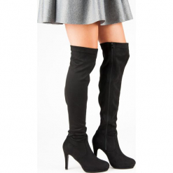 MUSZKIETERKI NA SZPILCE. Czarne buty zimowe damskie SMALL SWAN, na szpilce. Za 114,00 zł.