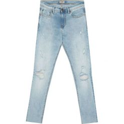 Jeansy super skinny fit z przetarciami. Szare jeansy męskie regular Pull&Bear. Za 62,90 zł.