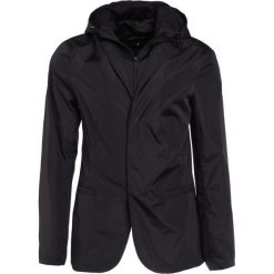 Emporio Armani Kurtka wiosenna nero. Szare kurtki męskie marki Emporio Armani, l, z bawełny, z kapturem. W wyprzedaży za 494,55 zł.