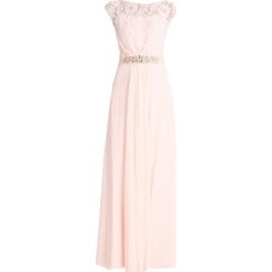 Coast LORI LEE MAXI Suknia balowa blush. Różowe sukienki damskie marki Coast, bez wzorów, z poliesteru, wizytowe, bez kołnierzyka, bez rękawów, maxi. W wyprzedaży za 703,20 zł.
