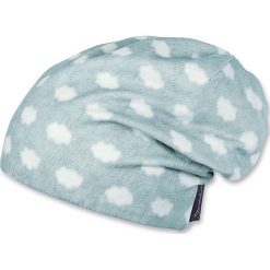 Dwustronna czapka beanie w kolorze błękitnym. Niebieskie czapeczki niemowlęce marki Sterntaler. W wyprzedaży za 35,95 zł.