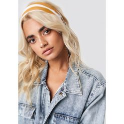 Chusty damskie: Statement By NA-KD Influencers Chustka do włosów Sophia Phiaka - Yellow