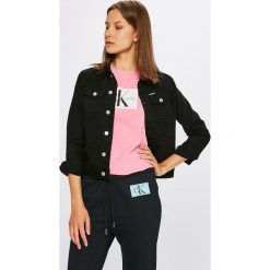 Calvin Klein Jeans - Kurtka. Czarne kurtki damskie Calvin Klein Jeans, s, z elastanu, krótkie. W wyprzedaży za 299,90 zł.