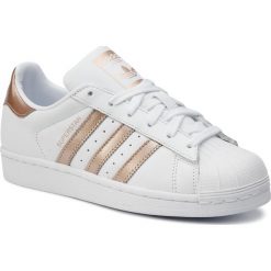 Buty adidas - Superstar W EE7399 Ftwwht/Coppmt/Cblack. Białe buty sportowe damskie Adidas, bez wzorów, ze skóry, sportowe, adidas superstar. Za 399,00 zł.