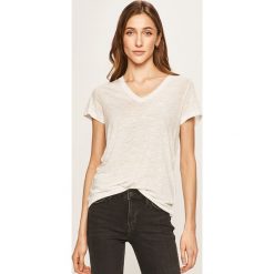 Lee - T-shirt. Białe bluzki damskie Lee, s, bez wzorów, z lyocellu, casualowe, bez kołnierzyka. W wyprzedaży za 99,90 zł.