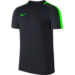 Nike Koszulka męska M NK DRY TOP SS SQD PRIME czarna r. S (846029 011). Czerwone t-shirty męskie marki Nike, s, z poliesteru. Za 154,27 zł.