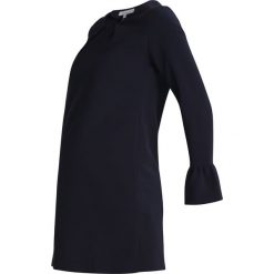 Slacks & Co. Sukienka letnia navy. Niebieskie sukienki letnie marki Slacks & Co., z elastanu. W wyprzedaży za 434,85 zł.