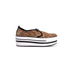 Buty Patrizia Pepe 2V5803/AN84-Y298. Żółte trampki i tenisówki damskie Patrizia Pepe, bez wzorów, bez zapięcia. Za 349,00 zł.