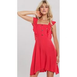 Czerwona Sukienka Incandessence. Czerwone sukienki damskie Renee, s, z aplikacjami, z wiskozy, mini, rozkloszowane. Za 79,99 zł.