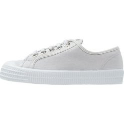 Trampki męskie: Novesta STAR MASTER MONO Tenisówki i Trampki grey