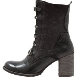 Felmini GIANINA Botki vegas/metropolis/mali/black. Czarne botki damskie marki Felmini, ze skóry ekologicznej, klasyczne, bez obcasa, bez zapięcia. Za 719,00 zł.
