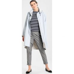 Parki damskie: Ilse Jacobsen RAIN Parka white/blue