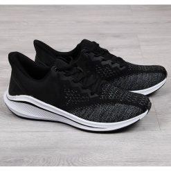 Buty sportowe męskie czarne Atletico - czarny. Czarne buty sportowe męskie Atletico, bez zapięcia. Za 99,99 zł.