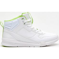 Buty sportowe Ronin by Biały. Białe buty sportowe męskie marki Cropp. Za 199,99 zł.