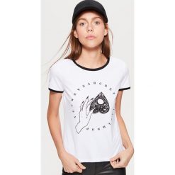 T-shirty damskie: Koszulka z motywem halloween - Biały