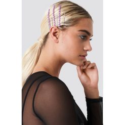 Galore x NA-KD Ozdoby do włosów - Purple. Fioletowe ozdoby do włosów Galore x NA-KD. W wyprzedaży za 13,97 zł.