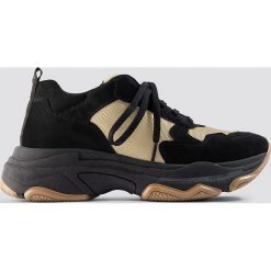 NA-KD Shoes Buty sportowe NA-KD Chunky - Black,Beige. Brązowe buty sportowe damskie NA-KD Shoes, bez wzorów, z gumy, sportowe. Za 283,95 zł.