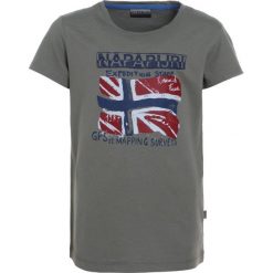 Napapijri SOLEX Tshirt z nadrukiem khaki. Brązowe t-shirty męskie z nadrukiem Napapijri, z bawełny. Za 129,00 zł.
