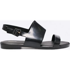 Melissa - Sandały Classy. Czarne klapki damskie Melissa, bez wzorów, z materiału, bez obcasa, na płaskiej podeszwie. W wyprzedaży za 119,90 zł.