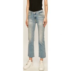 Calvin Klein Jeans - Jeansy. Niebieskie jeansy damskie Calvin Klein Jeans. W wyprzedaży za 299,90 zł.