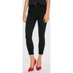 Only - Jeansy Blush. Czarne jeansy damskie ONLY, s, bez wzorów, z elastanu. W wyprzedaży za 139,90 zł.