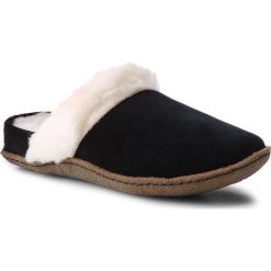 Kapcie SOREL - Nakiska Slide II NL3082 Black/Natural 010. Czarne klapki damskie marki Sorel, bez wzorów, ze skóry, bez obcasa. W wyprzedaży za 199,00 zł.
