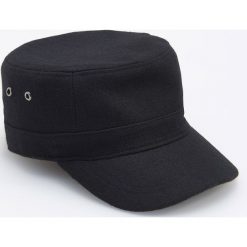 Czapka z daszkiem z wełną - Czarny. Czarne czapki z daszkiem męskie Reserved, z wełny. Za 49,99 zł.