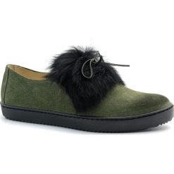 Zamszowe slipony koloru khaki z czarnym futerkiem 224Z. Brązowe buty sportowe damskie Neścior, bez wzorów, z wełny, bez zapięcia. W wyprzedaży za 179,00 zł.