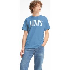 Levi's Koszulka Niebieski. Niebieskie podkoszulki męskie Levi's®, s, z nadrukiem, z bawełny, bez kołnierzyka, krótkie. Za 102,95 zł.