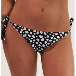 Wzorzyste majtki bikini z wiązaniem - Czarny. Czarne majtki damskie Reserved, xl. W wyprzedaży za 15,99 zł.