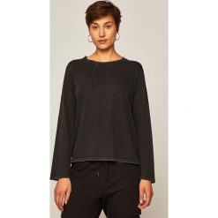 Medicine - Longsleeve Basic. Czarne bluzki damskie MEDICINE, s, z bawełny, z okrągłym kołnierzem. Za 49,90 zł.