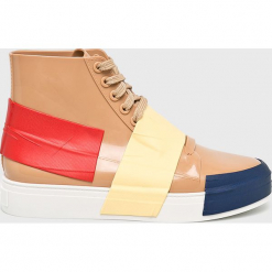 Melissa - Buty Crew. Brązowe buty sportowe damskie Melissa, bez wzorów, z materiału, sportowe. W wyprzedaży za 379,90 zł.